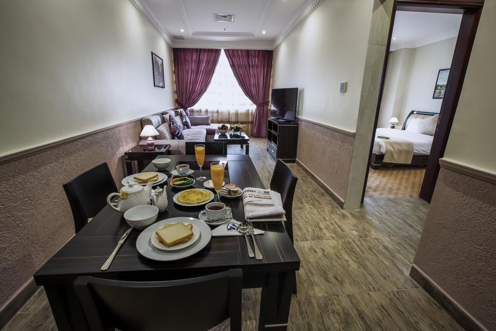 Sara Plaza (Adults Only) Aparthotel Kuwait City Exterior foto