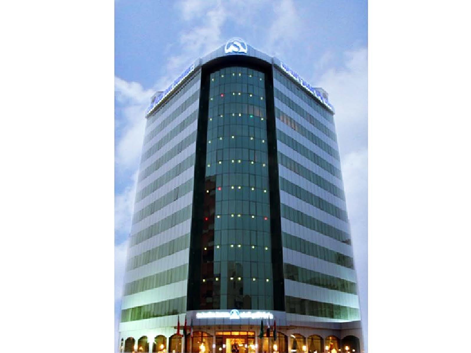 Sara Plaza (Adults Only) Aparthotel Kuwait City Exterior foto